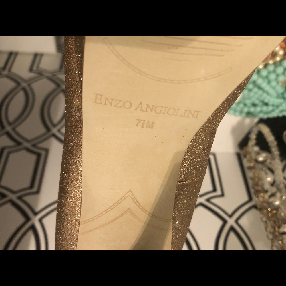 🌟HP Enzo Angiolini Smiles Gold Platform Heels 🌟 - Picture 5 of 5